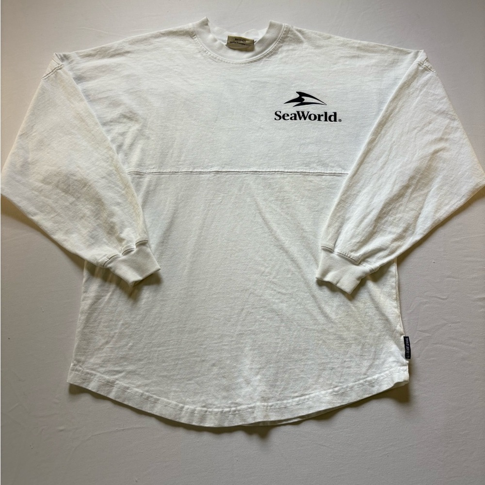 Spirit SeaWorld Rescue White Long Sleeve Women’s XS